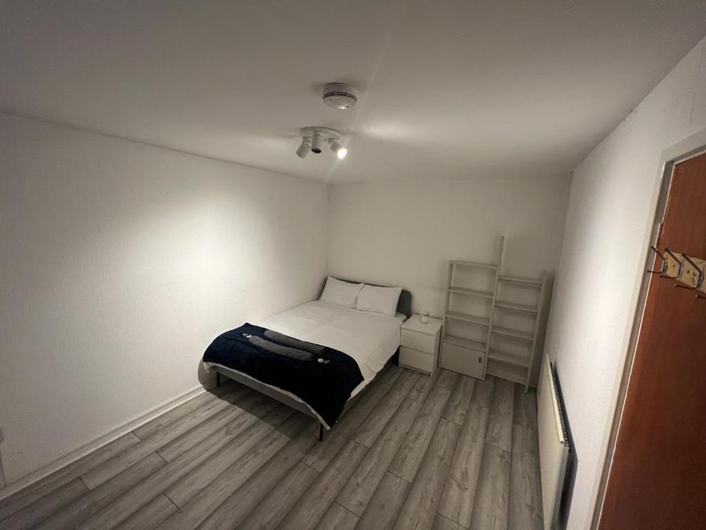 Indulge Hockley Hotel - With Free Front Parking - 10 Min Drive To Birmingham City Centre Bull Ring, Grand Central, Tesco Superstore, Primark & Commonwealth Games Luaran gambar